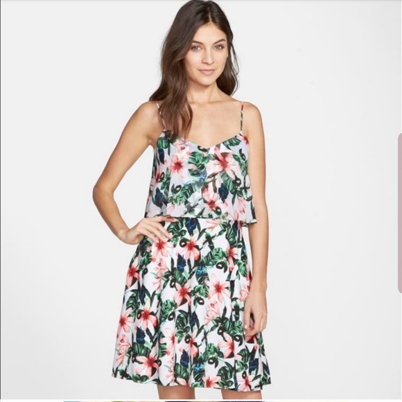 VINCE CAMUTO Jungle Lily Floral Overlay Dress Summer Tropical Size 8 - Picture 2 of 8